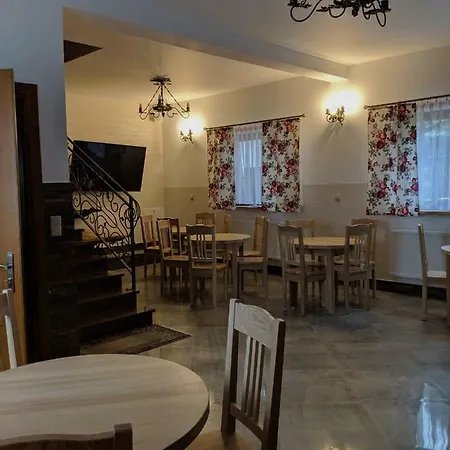 Granaty Homestay *
